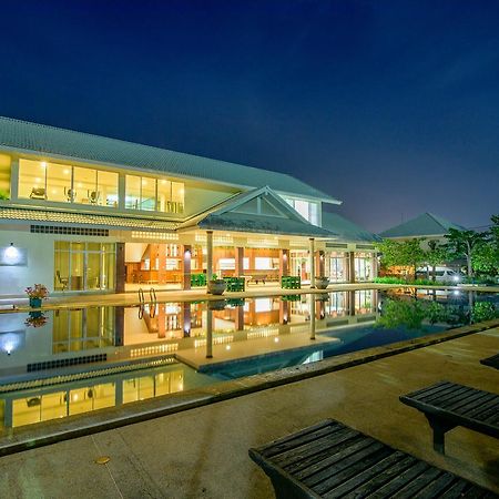 Hua Hin Condotel & Resort Taweeporn Екстер'єр фото